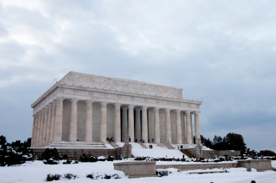 Lincoln Monument In Winter